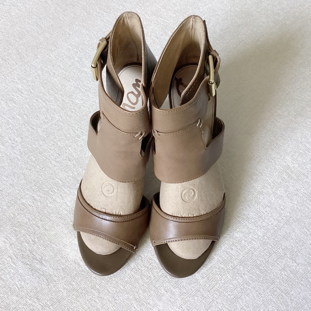 Sam Edelman Block Heels Woman’s 8 Tan Leather Gold Ankle Buckle